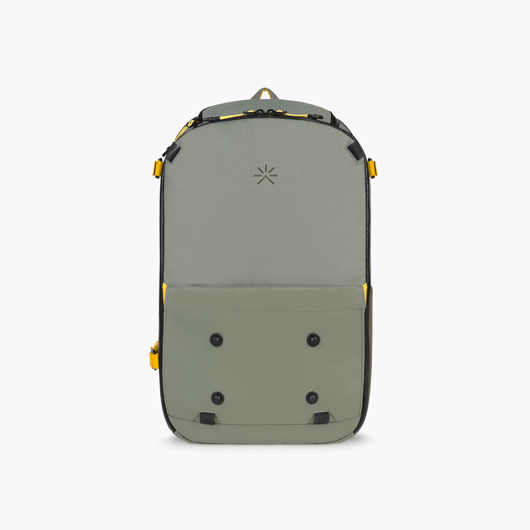 Hive Backpack Mulled Green + 3 Accessories