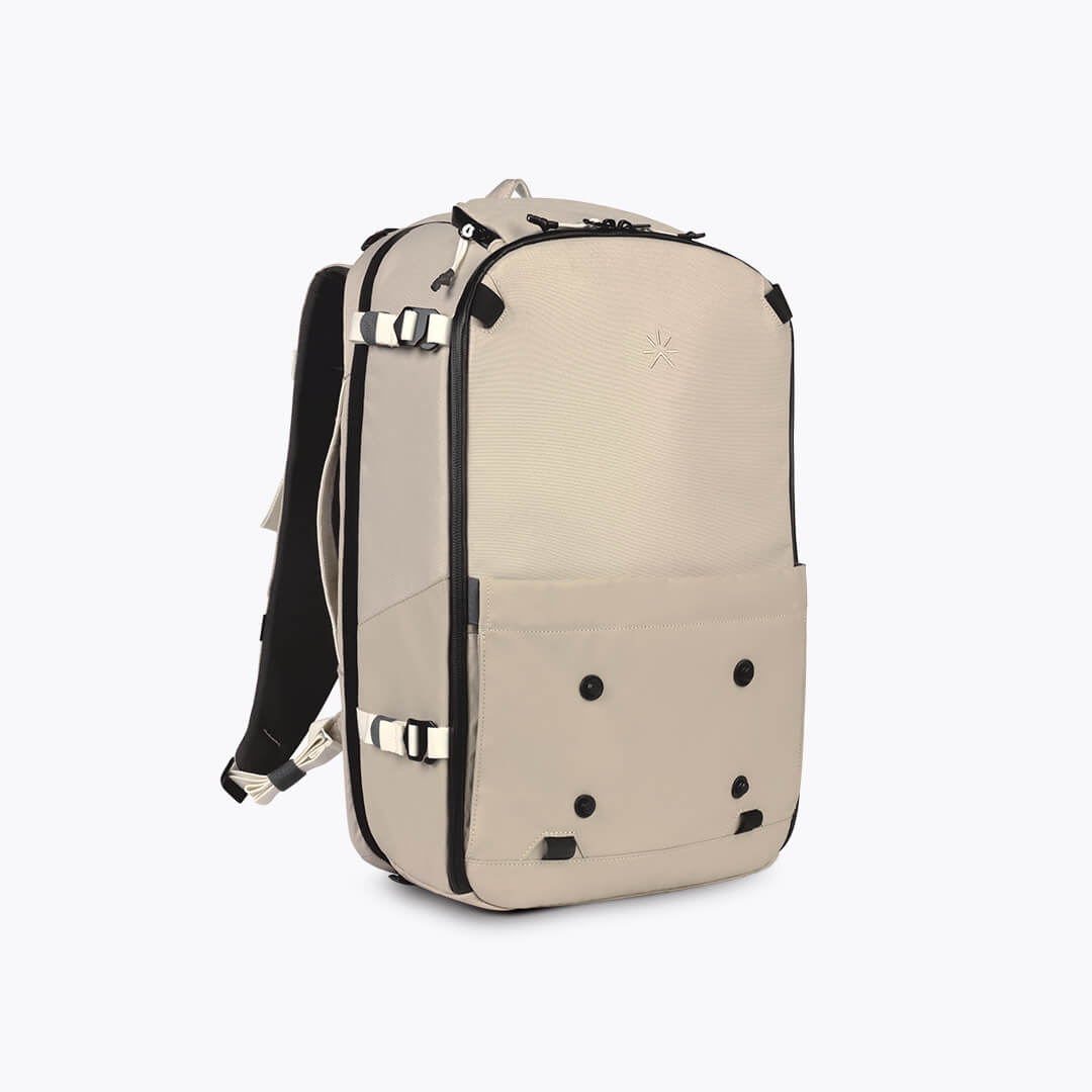 Hive Backpack Walnut Sand + 3 Accessories